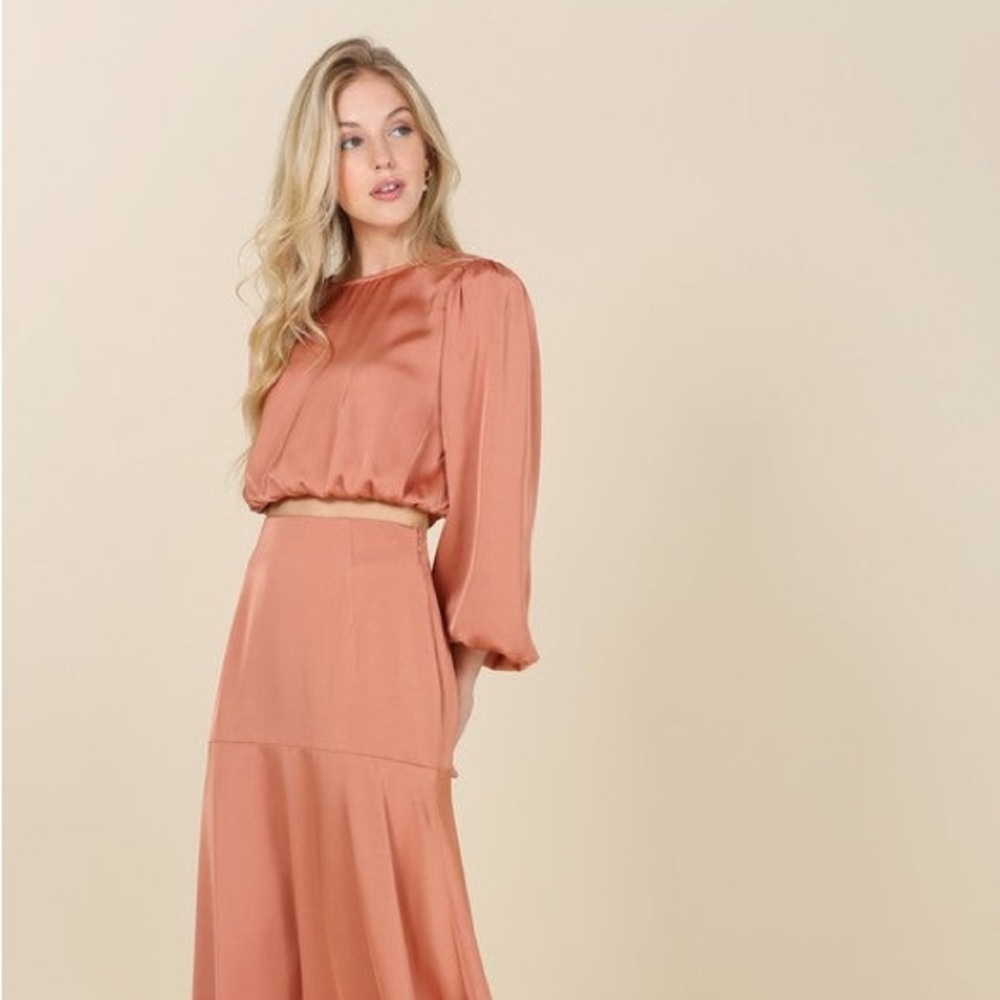 Dressed up satin two piece